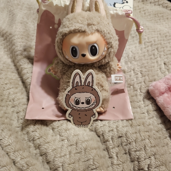 POP MART Other - Pop Mart Macaron LABUBU  Authentic Toffee